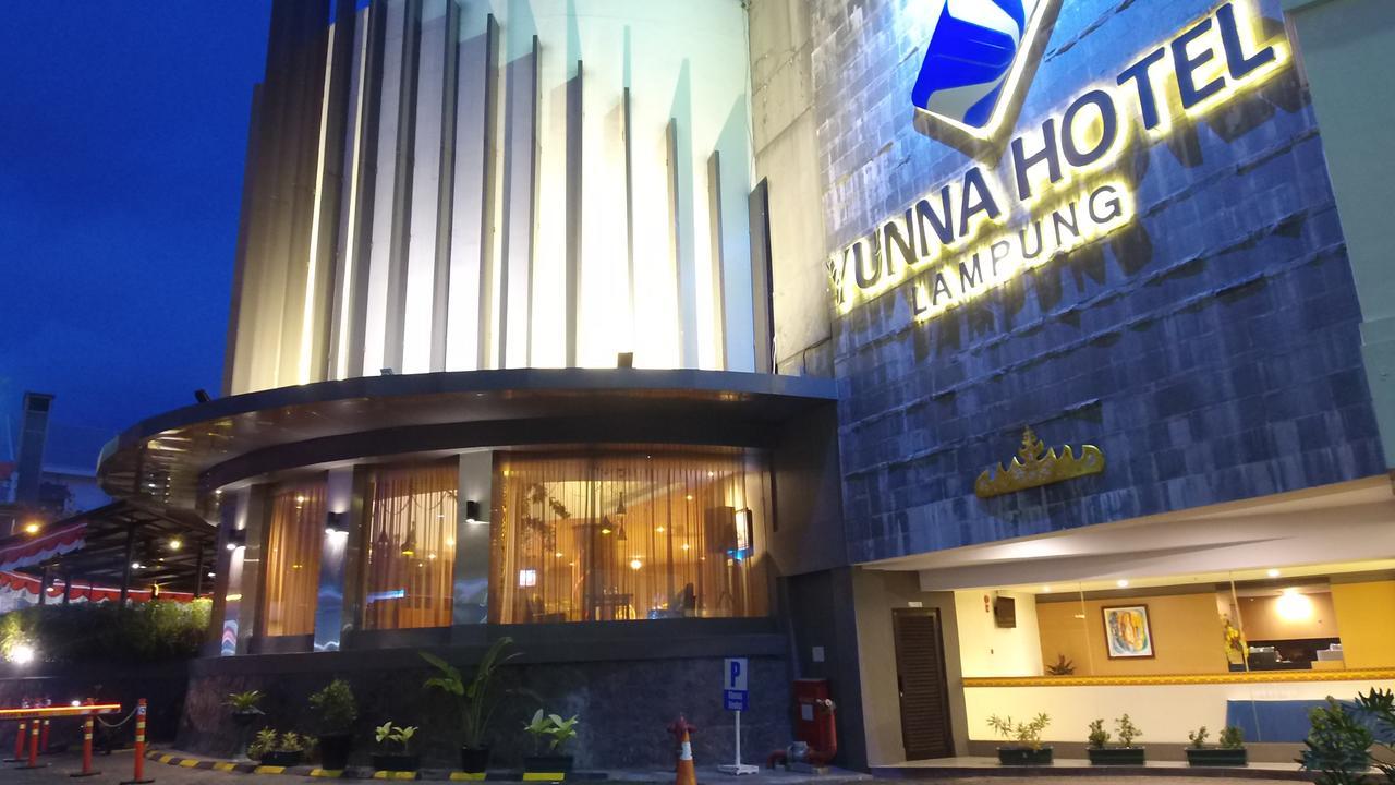 Yunna Hotel Lampung Бандар-Лампунг Экстерьер фото